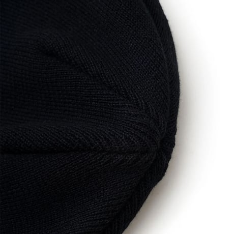 【 SUPPLIER 】Cross Leather Patch Brim Knit Beanie