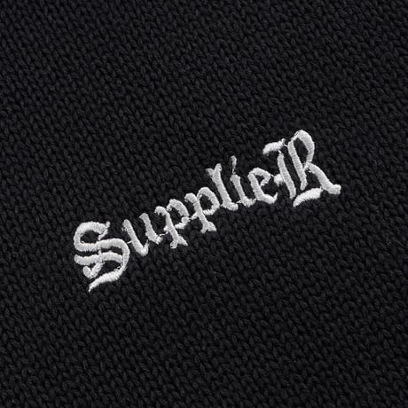 【 SUPPLIER 】Tribal Cross Leather Patch Crew Knit
