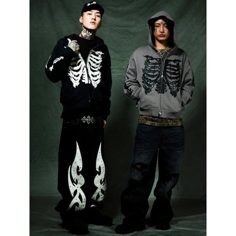 【 SUPPLIER 】Fire Bones Leather Patch Zip Hoodie