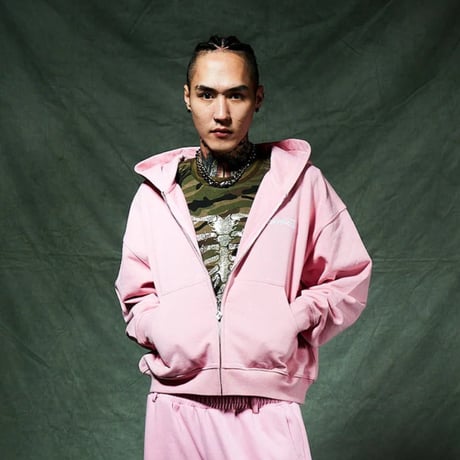 【 SUPPLIER 】Spray Cross Rhinestone Zip Hoodie