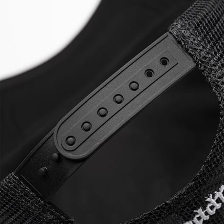 【 SUPPLIER 】Multiple Cross Leather Patch Mesh Cap