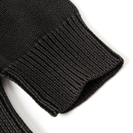 【 SUPPLIER 】Washed Triple Cross Leather Patch Crew Knit