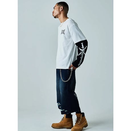 【 Unknown 】Cursive Rhinestone Layered Long Sleeve
