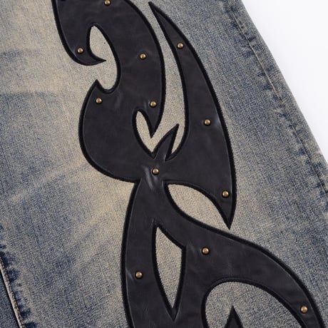 【 SUPPLIER 】Studs Tribal Leather Patch Curve Denim