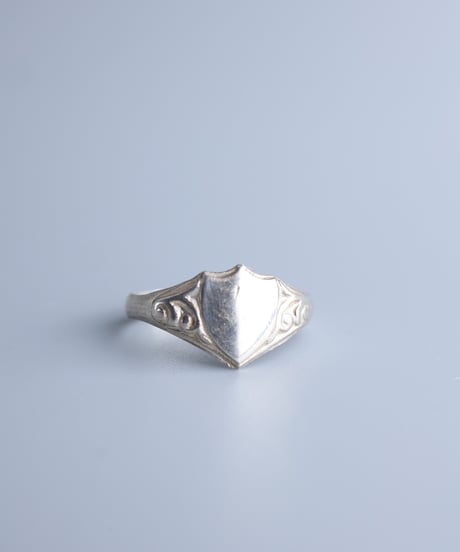 c.1950–70 UK Shield Signet Ring / Silver
