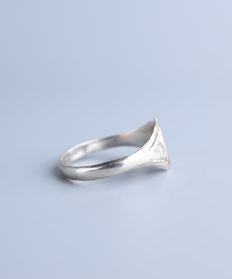 c.1950–70 UK Shield Signet Ring / Silver