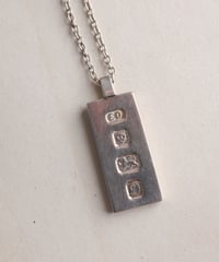1978 England London Hallmarked Ingot Pendant Necklace / Silver 925