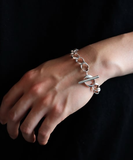 Modern Twisted Link Bracelet / Silver 925