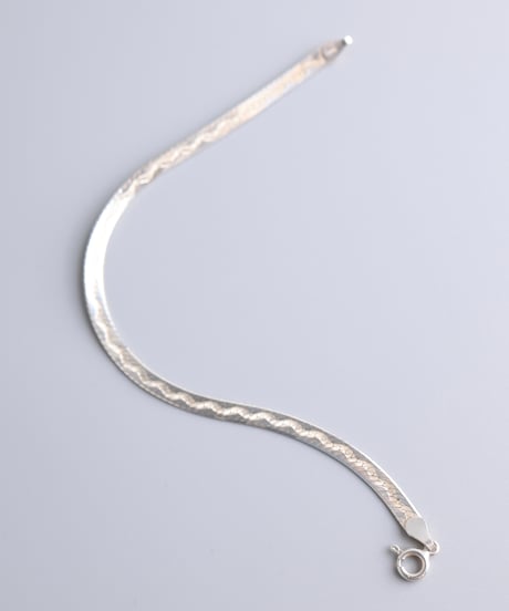 Wave Pattern Herringbone Chain Bracelet / Silver 925