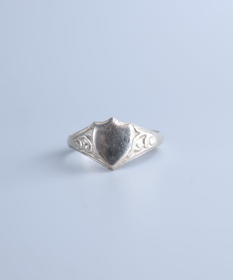 c.1950–70 UK Shield Signet Ring / Silver