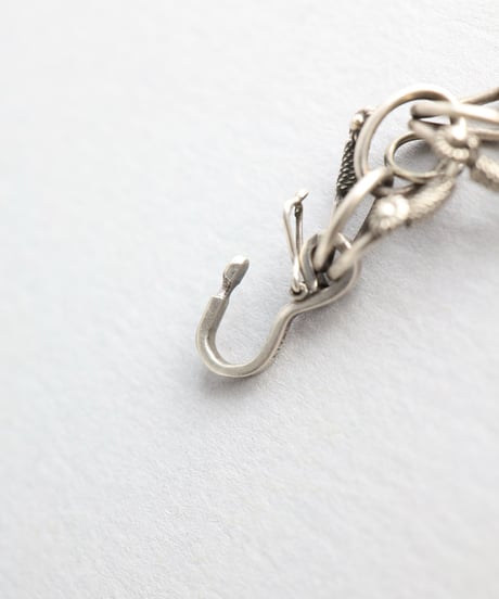 Floral Wirework Bracelet / Silver 800