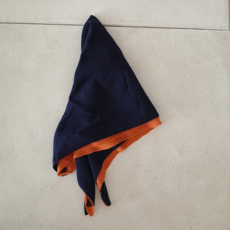 <oira> △ scarf