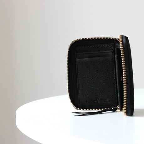 MATT round middle wallet　BLACK