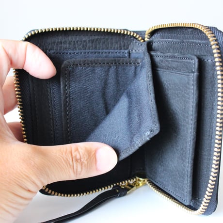 MATT round middle wallet　BLACK