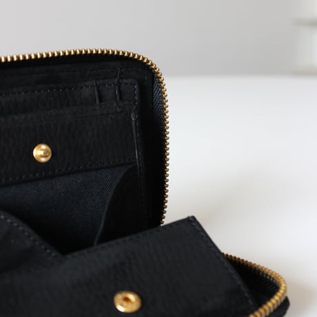 MATT round middle wallet　BLACK