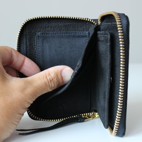 MATT round middle wallet　BLACK