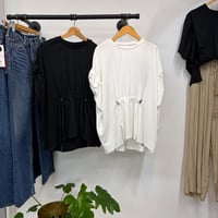 ドロスト付き フレンチスリーブ TOPS