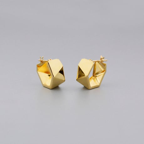 【K18YG】トライアングルカット フープピアス