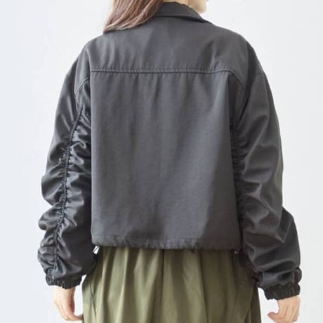 「新作」モード袖シャーリング　ミリタリーショート丈ジップアップ「¥7500」セール30%off