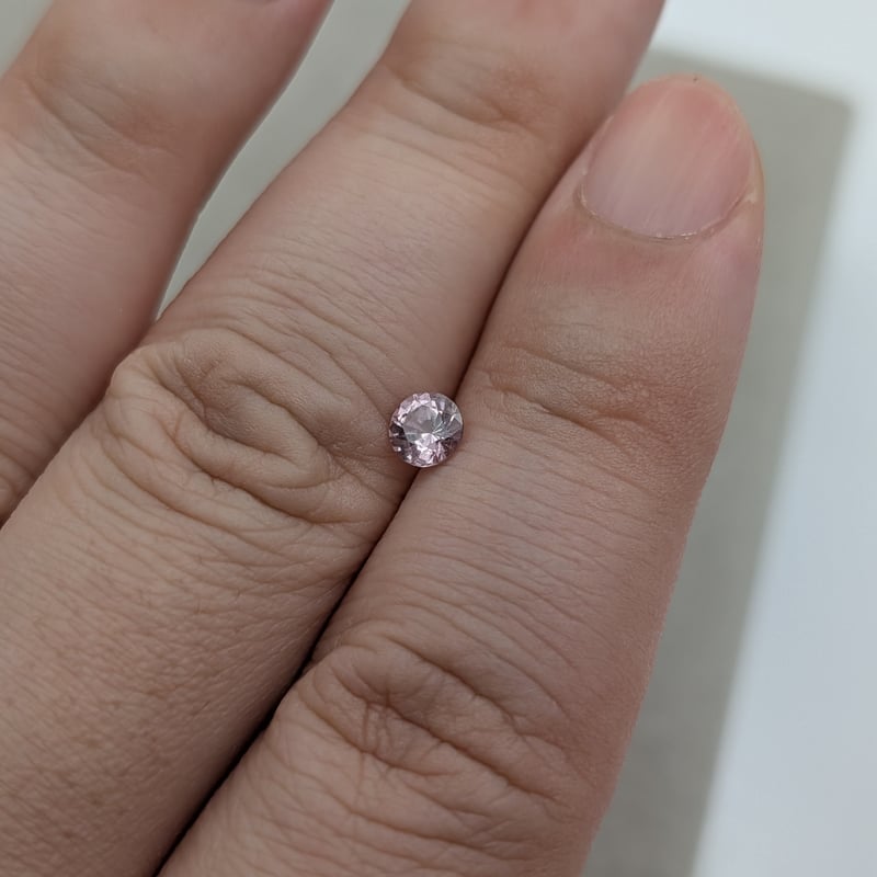 マリアムストーン約４.9kg超特大！ マラヤガーネット 0.47ct 4.58mm ラウンドカット ルース | 鈴木屋byJOA