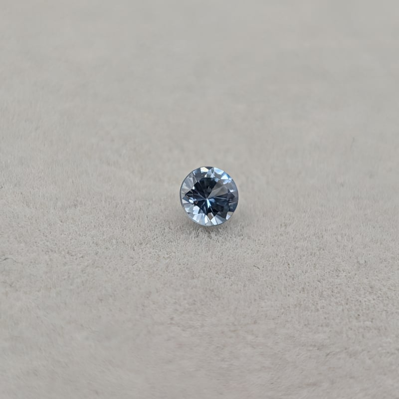 モンタナサファイア 0.15ct 3.2mm ラウンドカット ルース | 鈴木屋
