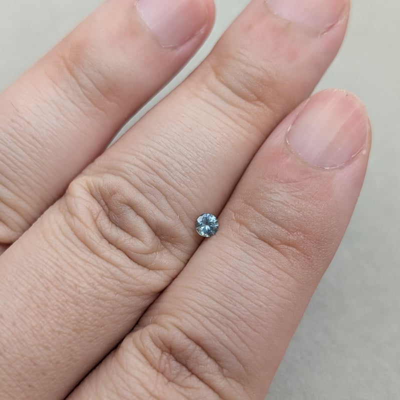 モンタナサファイア 0.16ct 3.21mm ラウンドカット ルース | 鈴木屋