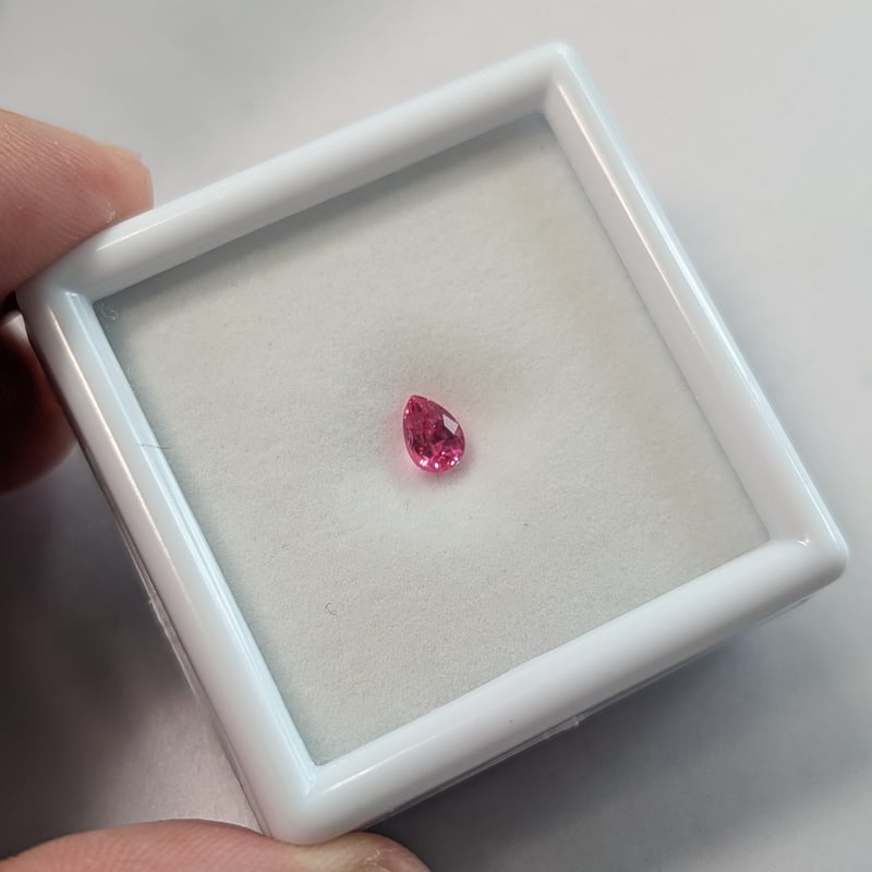 【新品】ジュネル　ハーティ　O ピンク ピンクスピネル 0.52ct 5.28×3.70mm ペアシェイプ ルース | 鈴木屋byJO