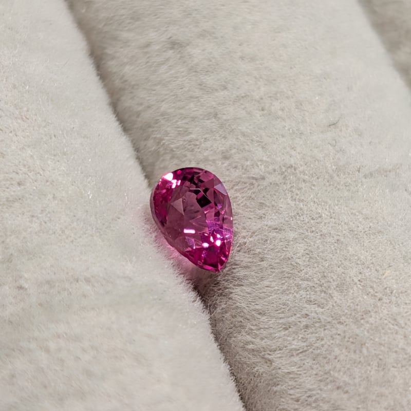 ピンクスピネル 0.52ct 5.28×3.70mm ペアシェイプ ルース | 鈴木屋byJO