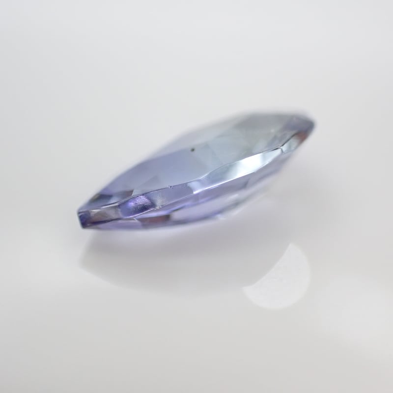 タンザナイト 1.20ct 9.94×5.70mm ペアシェイプ カット ルース | 鈴木