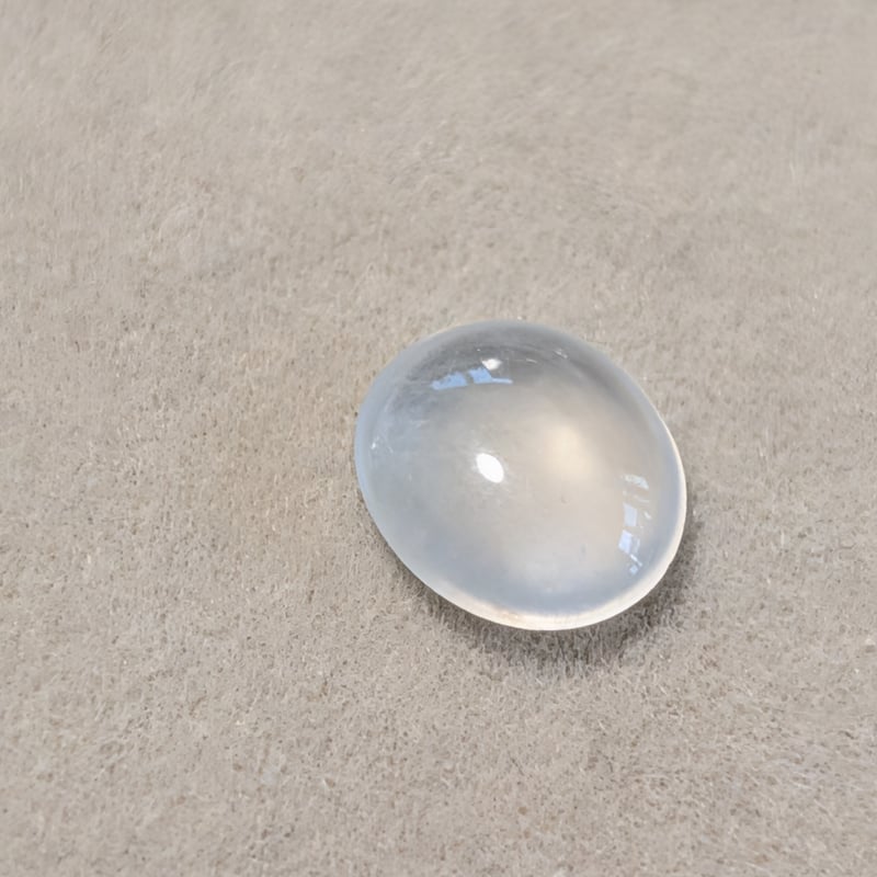 氷翡翠 0.858ct 6.9×6.2mm カボションカット ルース ミャンマー産