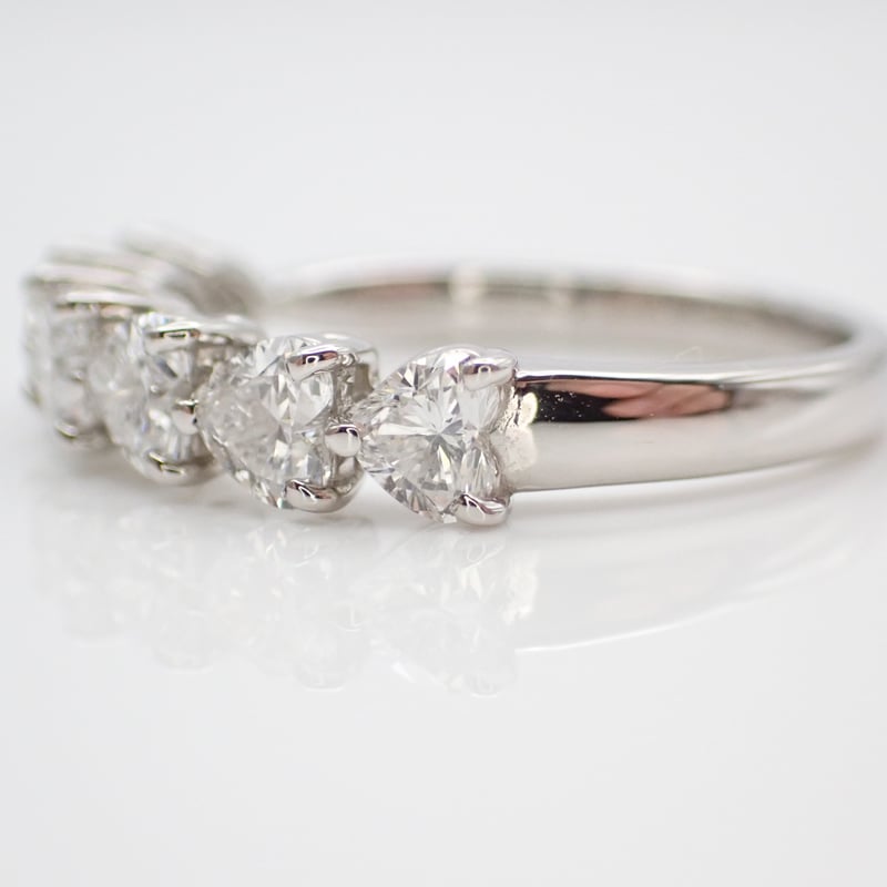 PT900ダイヤモンド 1.080ct ハートシェイプ7pcs ハーフエタニティ