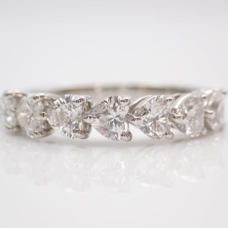 PT900ダイヤモンド 1.080ct ハートシェイプ7pcs ハーフエタニティ