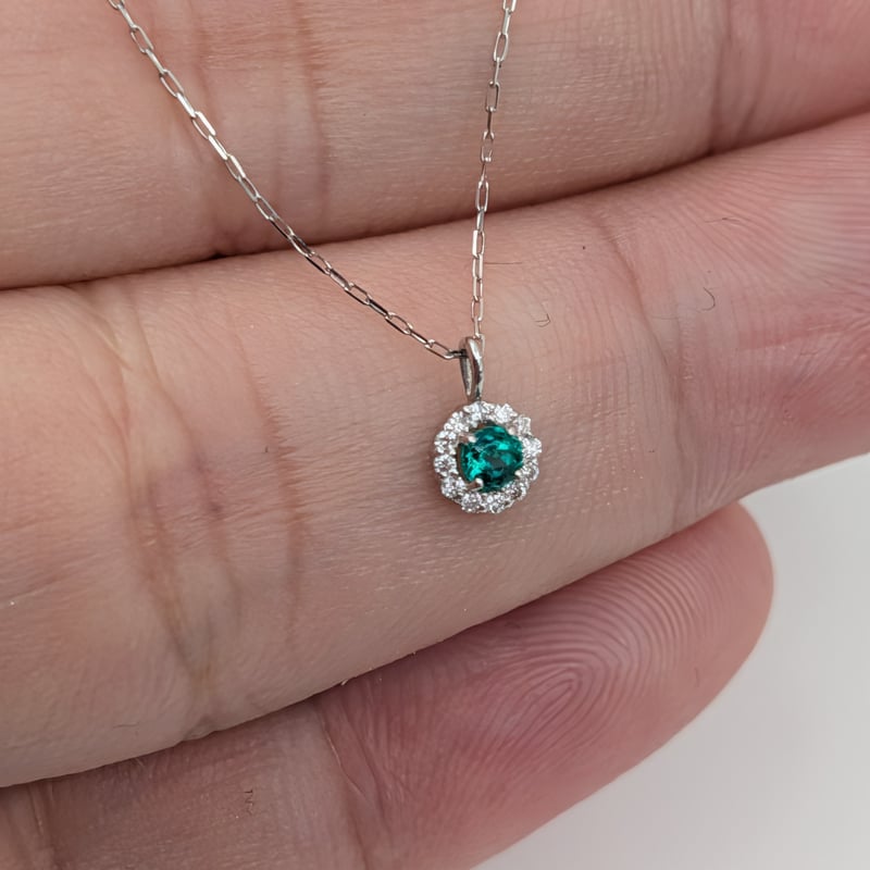 PT900エメラルド 0.05ct ダイヤモンド 0.03ct 37+3cm ネックレス |