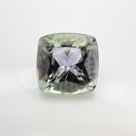 ゾイサイト 1.31ct 6.48×6.43mm クッション カット ルース