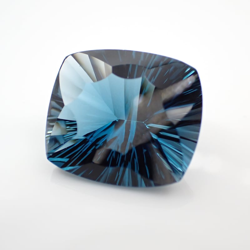 ロンドン ブルー トパーズ 15.30ct 16.61×14.46mm クッション
