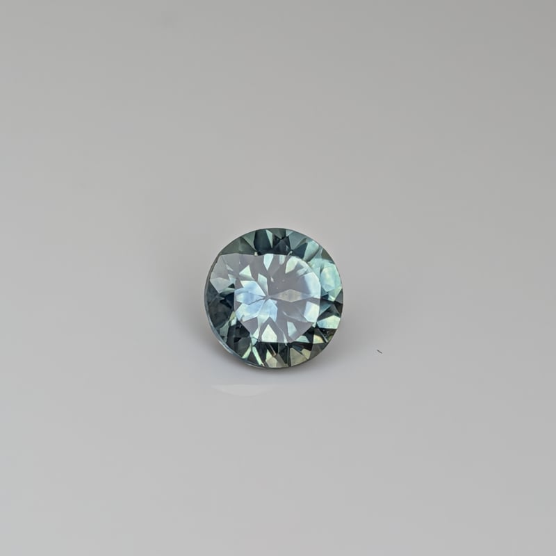 モンタナサファイア 0.65ct 5.04mm ラウンドカット ルース | 鈴木屋