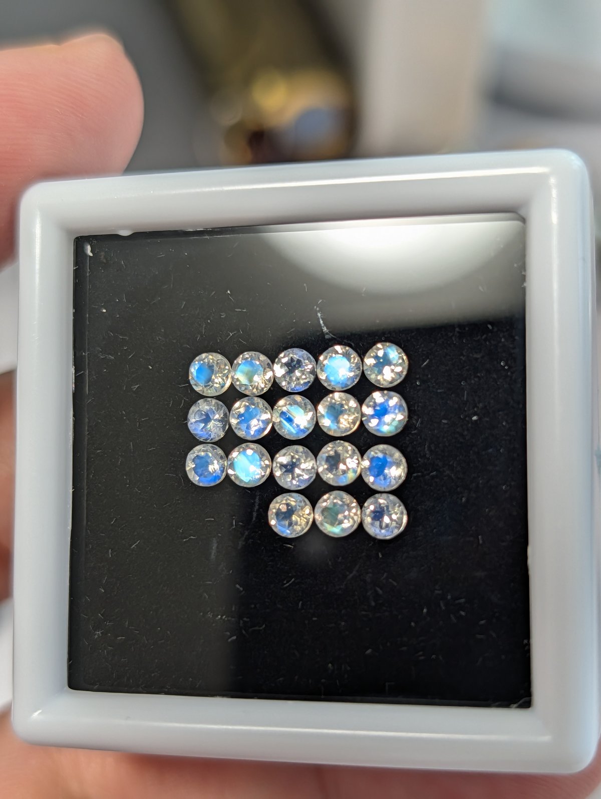 ラブラドライト 約3mm ランダム1pcs | 鈴木屋byJOA STORE
