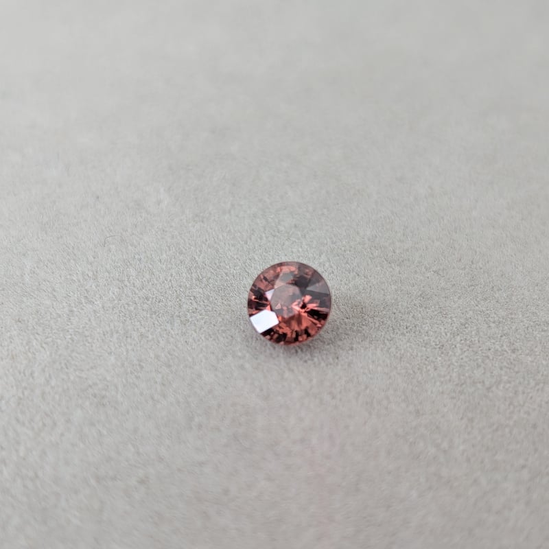 ピンクジルコン 1.64ct 6.37㎜ ラウンドカット ルース | 鈴木屋byJOA STORE