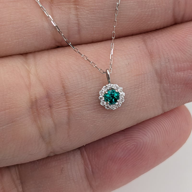 PT900エメラルド 0.05ct ダイヤモンド 0.03ct 37+3cm ネックレス |