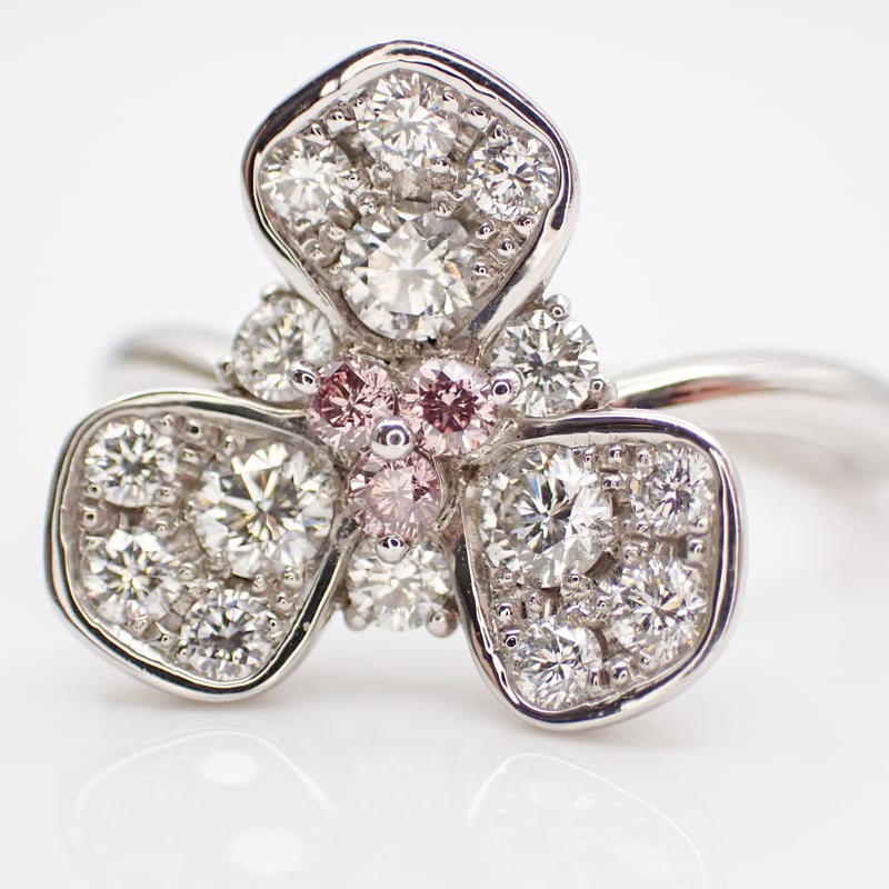 ★ PT900 ピンクダイヤ ホワイトダイヤ リング PT900 ピンクダイヤモンド 0.09ct ダイヤモンド 0.65ct リング 11.5号
