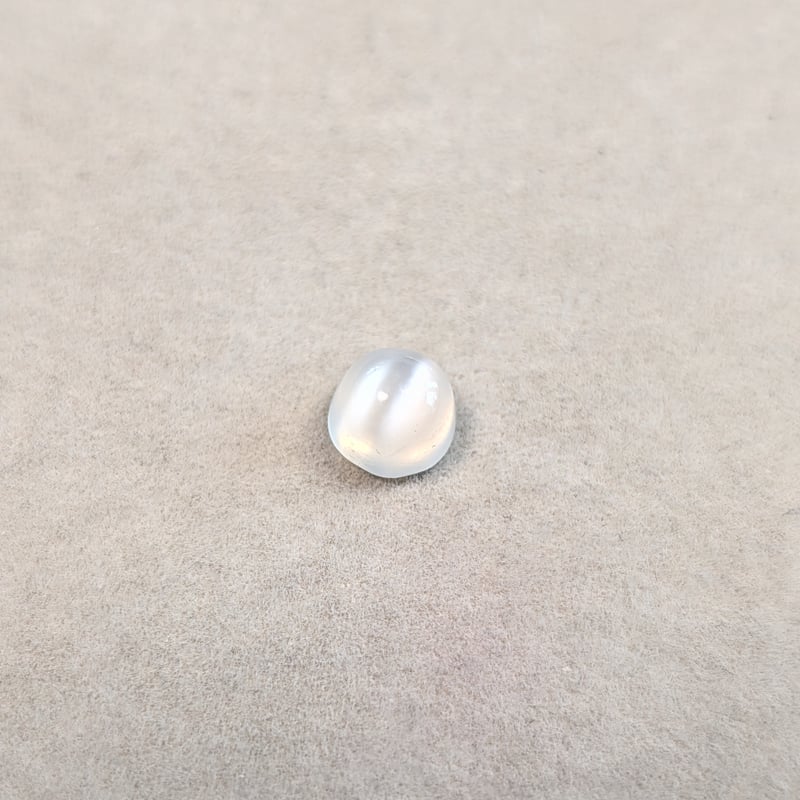 ムーンストーンキャッツアイ 2.35ct 7.35㎜ ハイドームラウンド