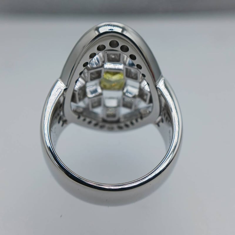 CGL鑑定書付】PTイエローダイヤモンド 1.00ct FANCY VIVID YELLOW