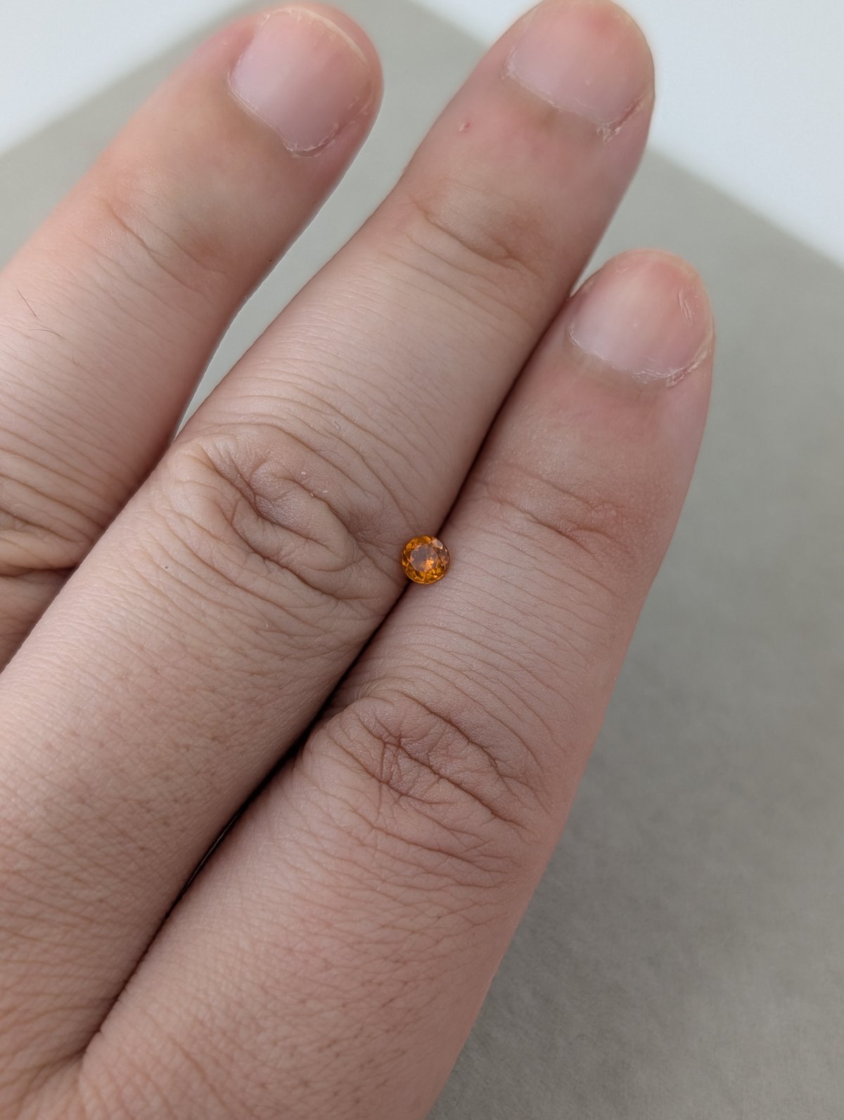 GGSソ】ヘソナイトガーネット 0.209ct 3.52㎜ ラウンドカット ルース
