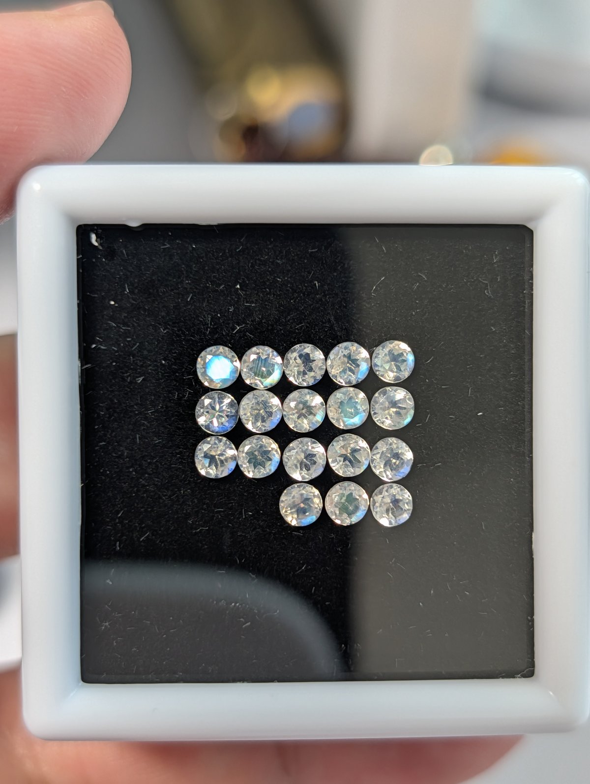 ラブラドライト ラブラドライト 約3mm ランダム1pcs | 鈴木屋byJOA STORE