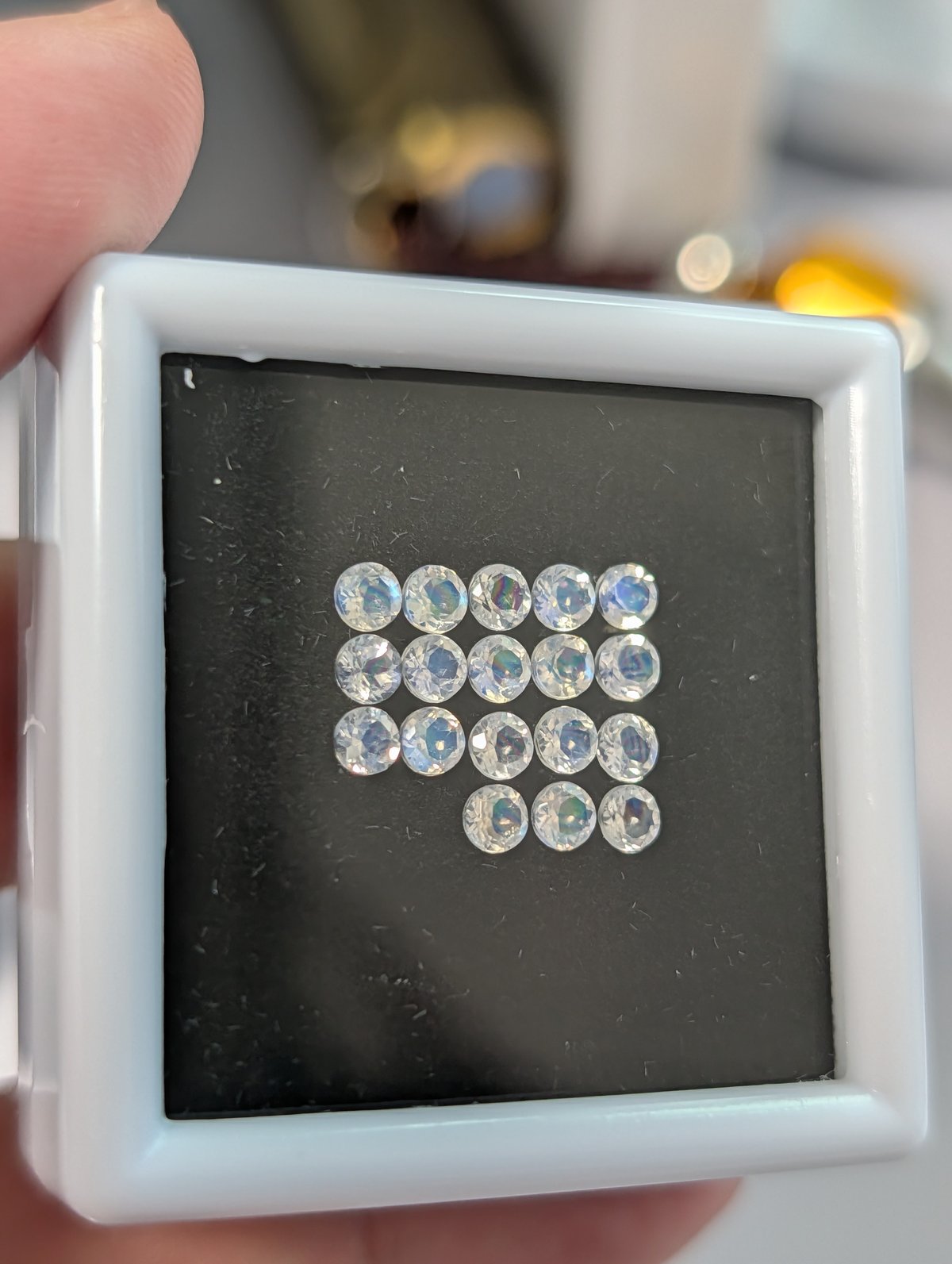 ラブラドライト 約3mm ランダム1pcs | 鈴木屋byJOA STORE