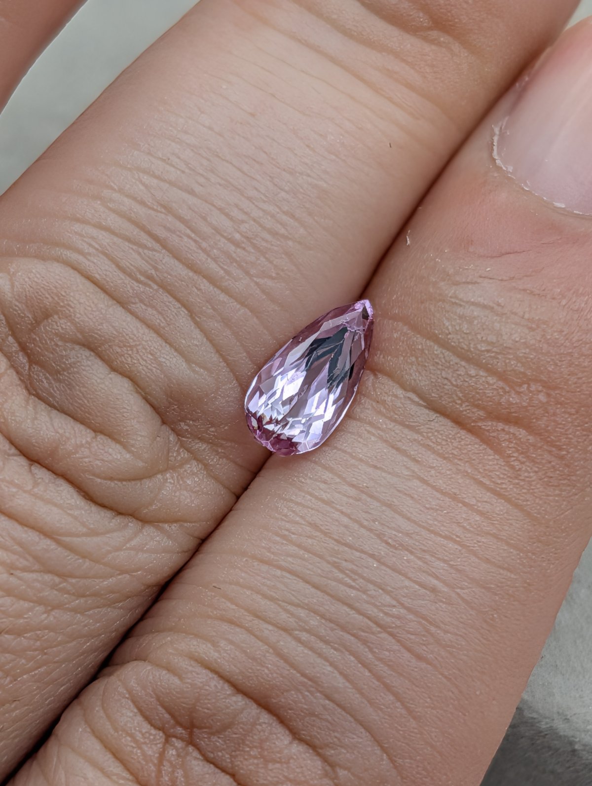 日独ソ】非加熱ピンクトパーズ (インペリアルトパーズ) 1.140ct 10.26