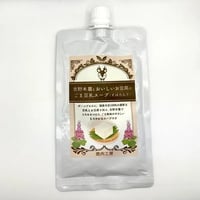 《鹿肉工房》吉野本葛とおいしいお豆腐のごま豆乳スープ（そぼろ入り）