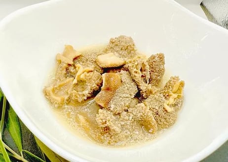 《鹿肉工房》ミノ煮込み