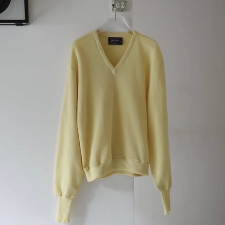 1980s Jantzen V Neck Acrylic Sweater