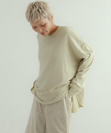 Loose Round Hem Tops